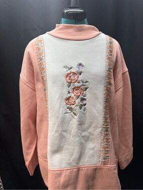 Vintage Bold Spirit Peach and Cream Crewneck Sweatshirt with Bold Label